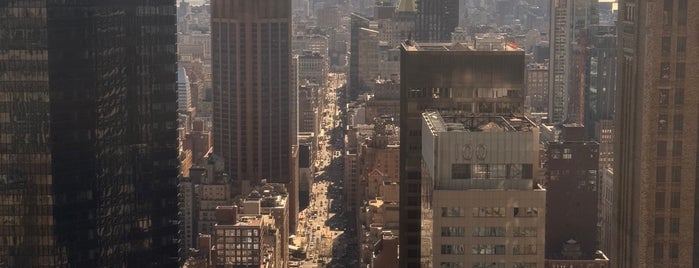 MetLife Building is one of New York 2 (2013-2014).