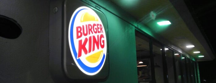 Burger King is one of Orte, die Yessika gefallen.