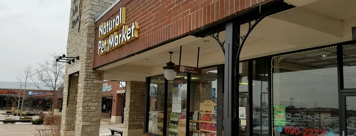 Natural Pet Market is one of Pet Places.