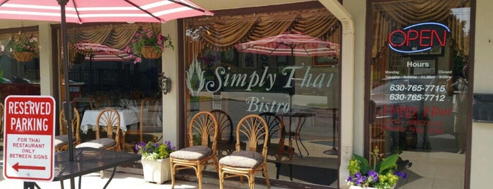 Simply Thai is one of Mikeさんのお気に入りスポット.