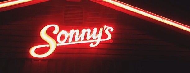 Sonny's Real Pit Bar-B-Que is one of Orte, die Jeremy gefallen.