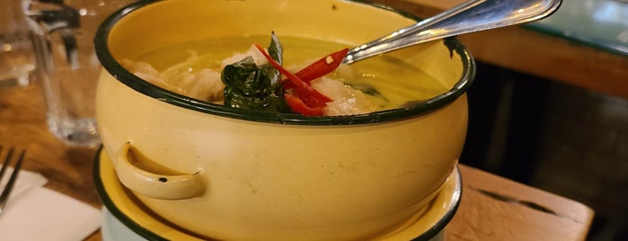 Senn Thai Comfort Food is one of Samさんのお気に入りスポット.
