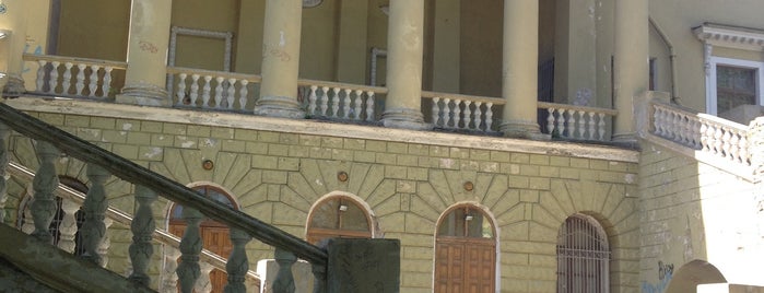 Палац Cтудентів імені Юрія Гагаріна is one of Днепропетровск.