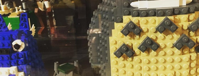 Lego Hideouts