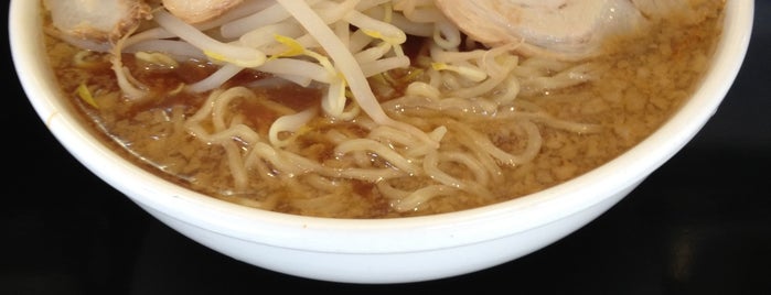 大盛豚骨醤油ラーメン 味輝拉 is one of 溝の口昼メシ.