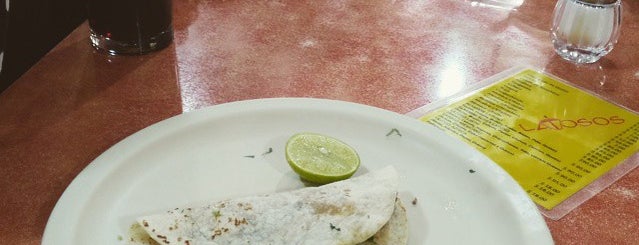 Tacos latosos is one of Lugares favoritos de RojoMate.