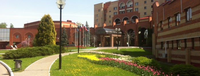 Оздоровительный комплекс «Ватутинки» is one of Курорт.