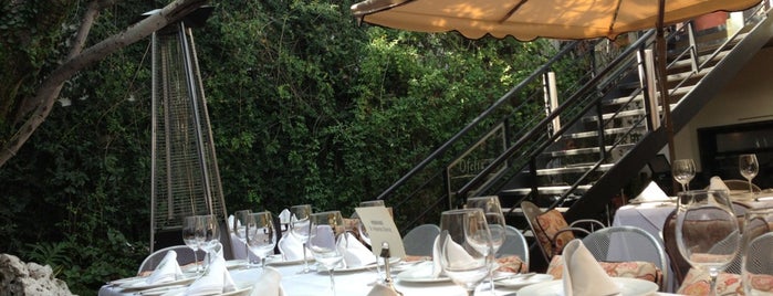 Restaurante Ofelia Bistro is one of สถานที่ที่บันทึกไว้ของ Karen 🌻🐌🧡.