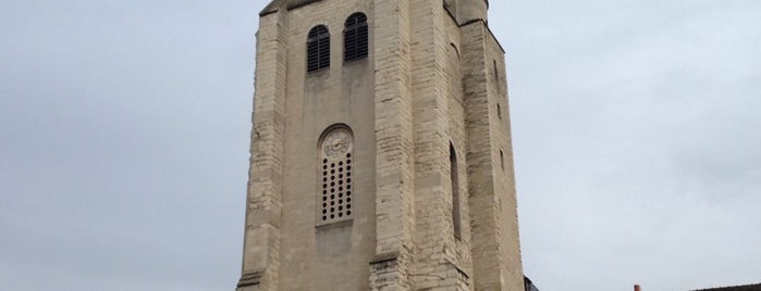 Abbaye de Saint-Germain-des-Prés is one of 6e arrondissement de Paris.