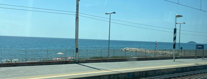 Stazione Loano is one of mare.