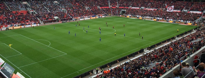 BayArena is one of Stadien.