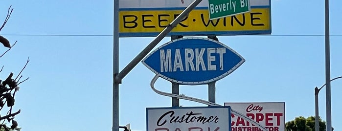 Franks Liquor & Market is one of Vintage LA Signs 2.