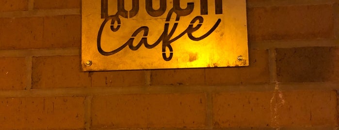 Chef’s Touch Cafe is one of Locais curtidos por Taygun.