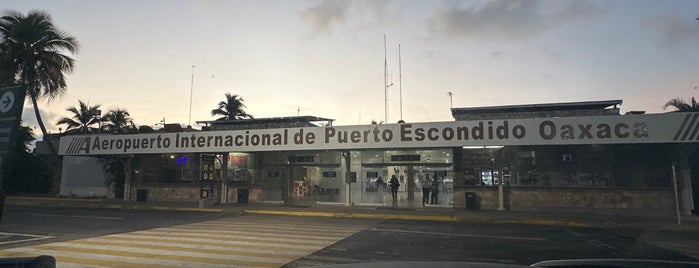 Aeropuerto Internacional de Puerto Escondido (PXM) is one of Tempat yang Disukai Isabel.