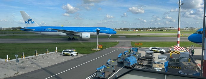 Gate E24 is one of Schiphol gates.