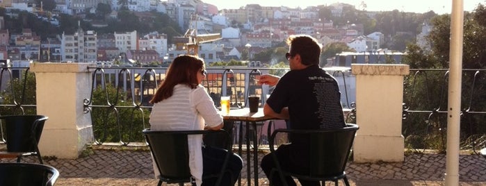 Esplanada do Torel is one of Coffee places in Lisbon.