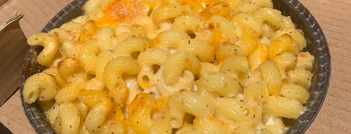 Bobbie Sue's Mac + Cheese is one of Toronto.