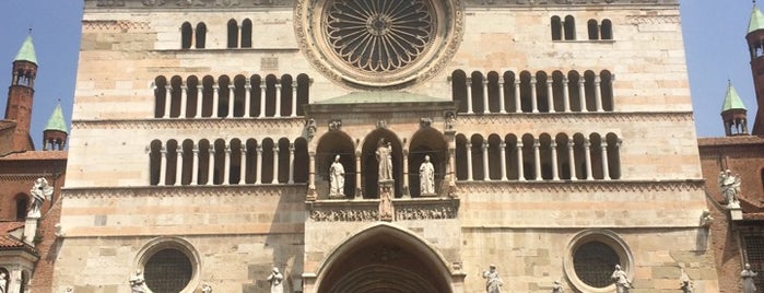 Duomo di Cremona is one of Italia.
