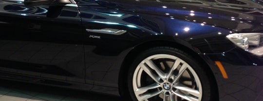 BMW of Las Vegas is one of Lugares favoritos de Andrea.