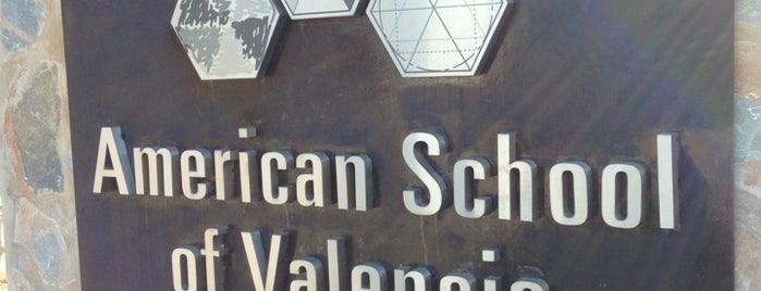 American School of Valencia is one of Tempat yang Disukai Sergio.
