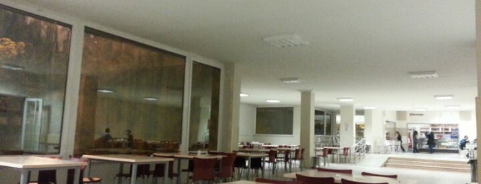 Hacettepe Üniversitesi Merkez Öğrenci Yurdu is one of สถานที่ที่ Sevgi ถูกใจ.