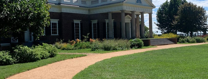 Monticello is one of Museums.