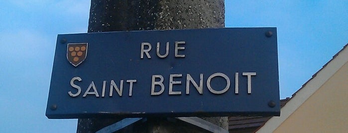 Rue de Saint-Benoît is one of #Env001.