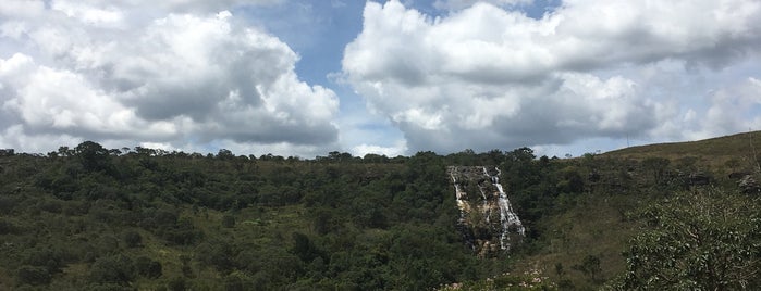 Cachoeira Esmeralda is one of สถานที่ที่ Carlos ถูกใจ.
