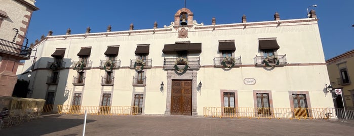 Casa de la Corregidora is one of Noviembre.