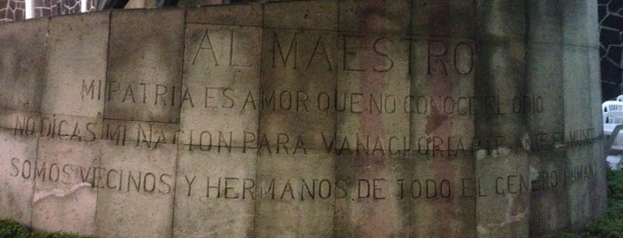 Plaza del Maestro is one of Posti che sono piaciuti a Enrique.