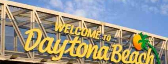 Daytona, FL is one of Orte, die Mustafa gefallen.