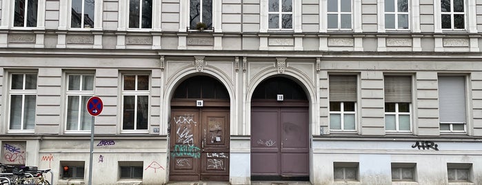 Chamissoplatz is one of kreuzberg.