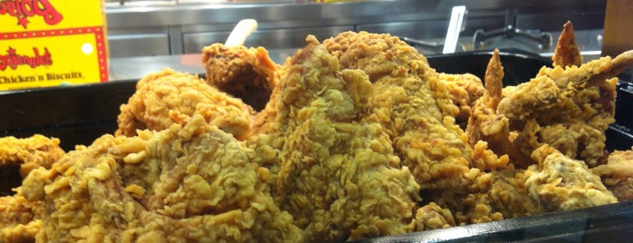 Bojangles' Famous Chicken 'n Biscuits is one of I like to Eat, Eat, Eat!!!!.
