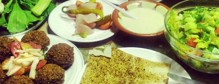 Al Mallah كافتريا الملاح is one of Dubai Foodie.