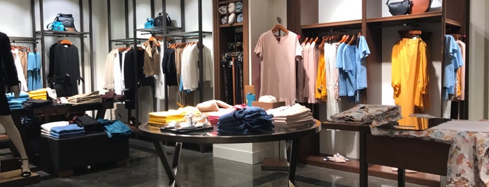 Massimo Dutti is one of Split.