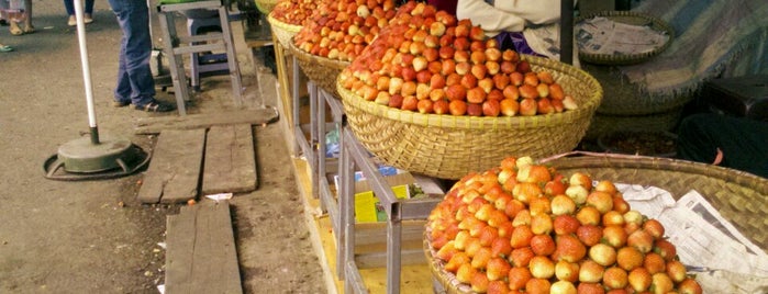 Dalat Market is one of Tempat yang Disukai Chris.
