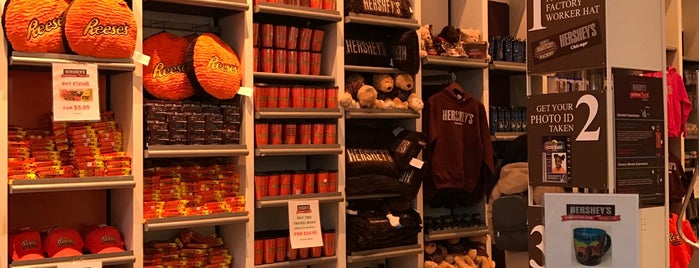 Hershey's Chocolate World Chicago is one of Bucket List Chicago.