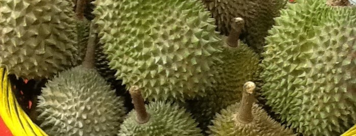"Combat" Top Quality Durian is one of Singapore Food.