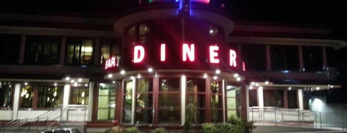 Landmark Diner is one of COMEDIANS IN CARS....