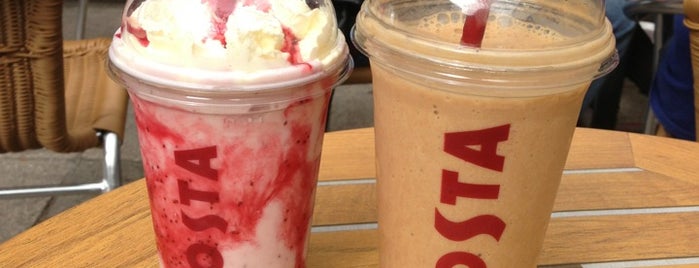 Costa Coffee is one of Lugares favoritos de Petra.