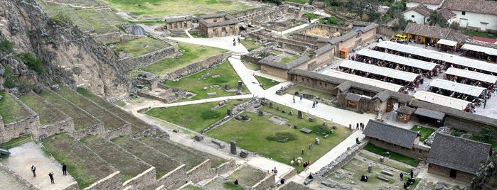 Sitio Arqueológico de Ollantaytambo is one of Cusco y Matchu Pitchu.