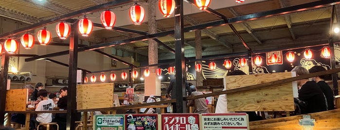 釣船茶屋ざうお 天神店 is one of 福岡.