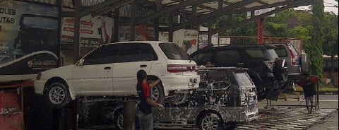 Auto Beauty CAR WASH is one of Car Wash Semarang.