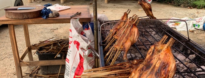 ไก่ถังวังทอง is one of Top picks for Thai Restaurants.