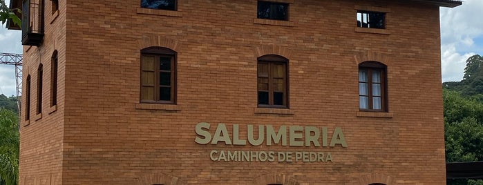 Salumeria caminhos de pedra is one of Orte, die Andréa gefallen.