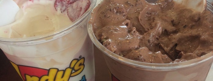 Andy's Frozen Custard is one of Micahさんのお気に入りスポット.