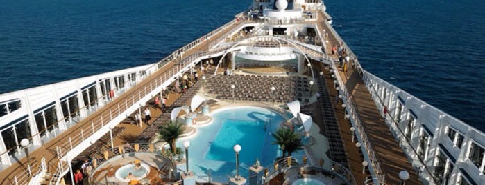 MSC Poesia is one of Cris'in Beğendiği Mekanlar.