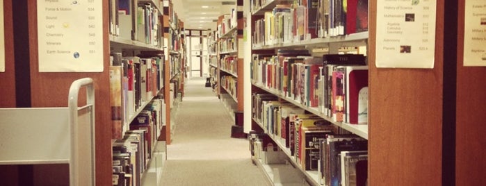 George Mason Regional Library is one of Orte, die Lani gefallen.