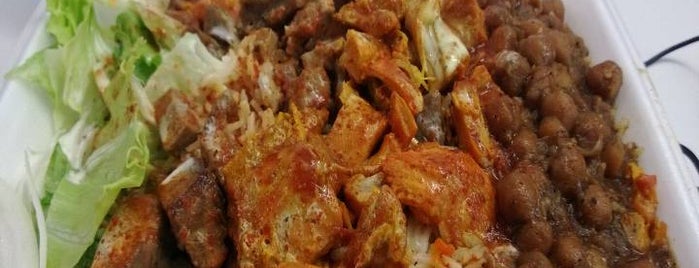 Metro Halal Food is one of Lieux qui ont plu à Avinash.
