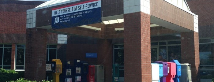 US Post Office is one of Orte, die Dinah gefallen.